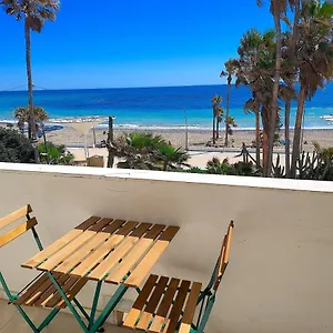 Beachfront Primera Linea De Playa En Casco Antiguo Estepona